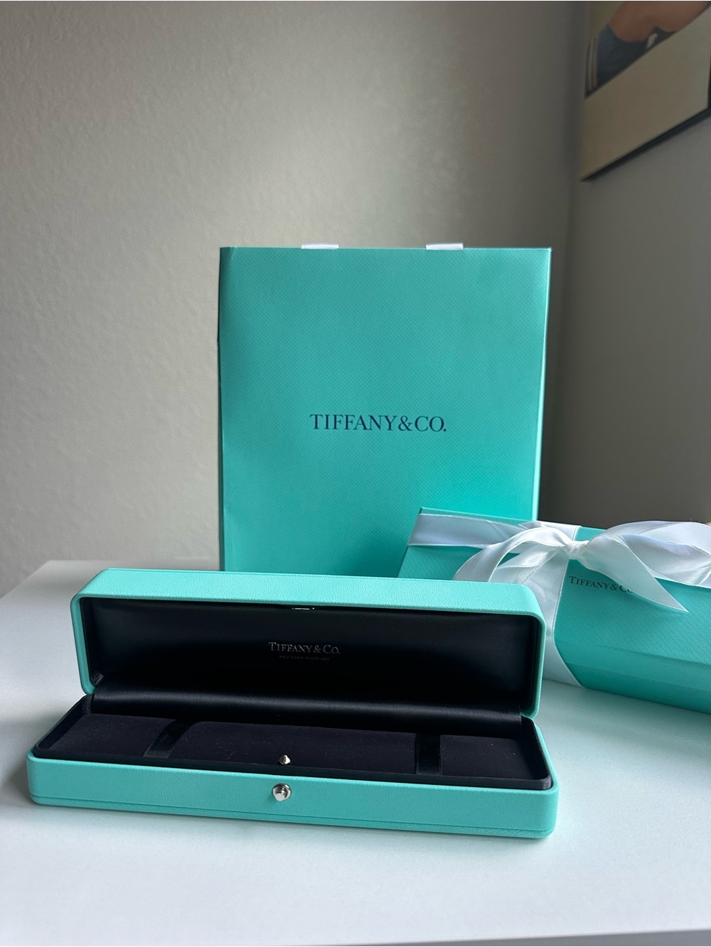 Tiffany & Co. Bracelet Jewelry Box Gift Bag Outer Box Ribbon Authentic Empty